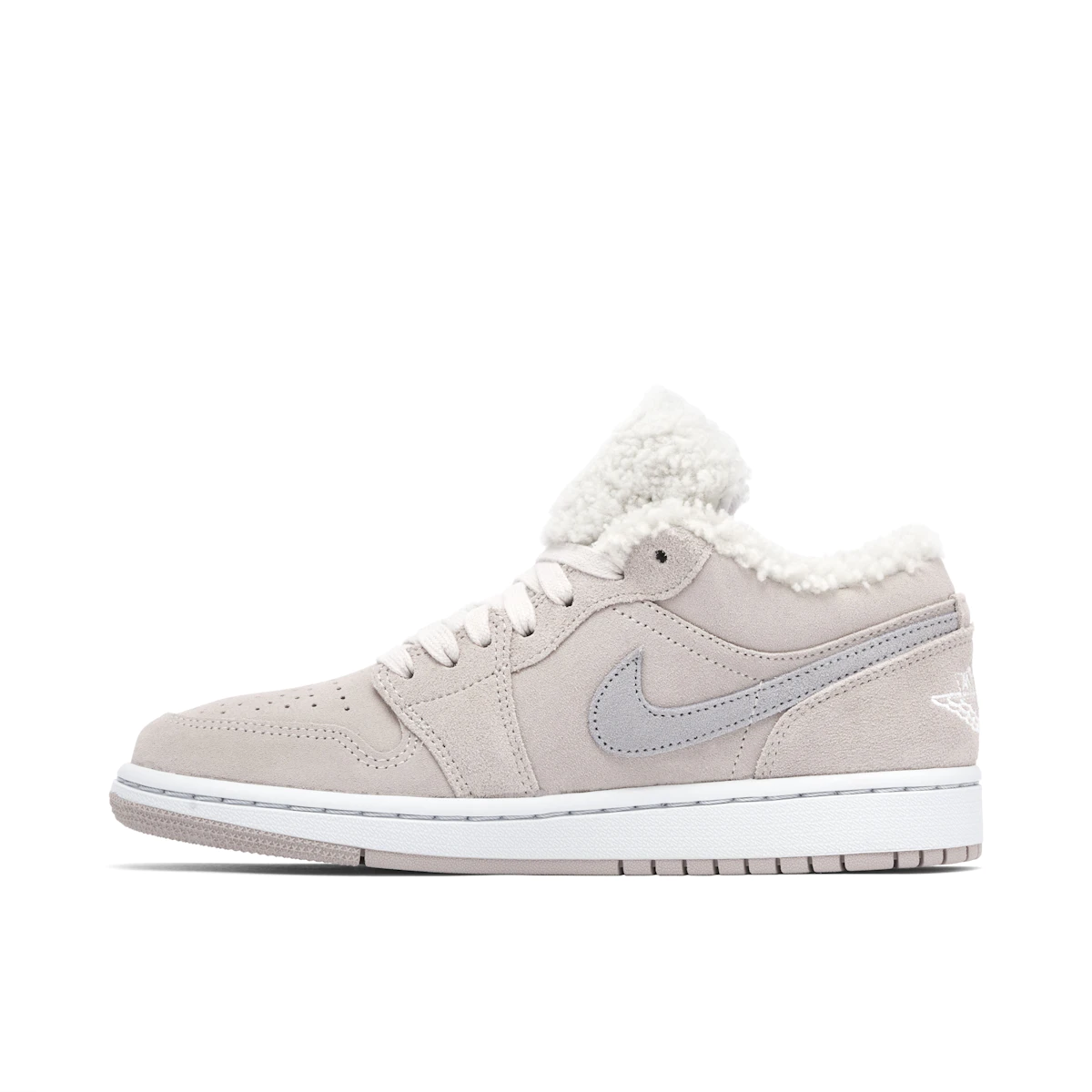 Nike Air Jordan 1 Low SE Sherpa Fleece (W)