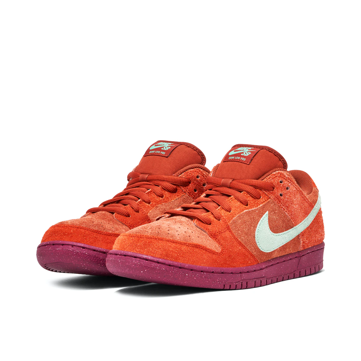 Nike SB Dunk Low Mystic Red Rosewood