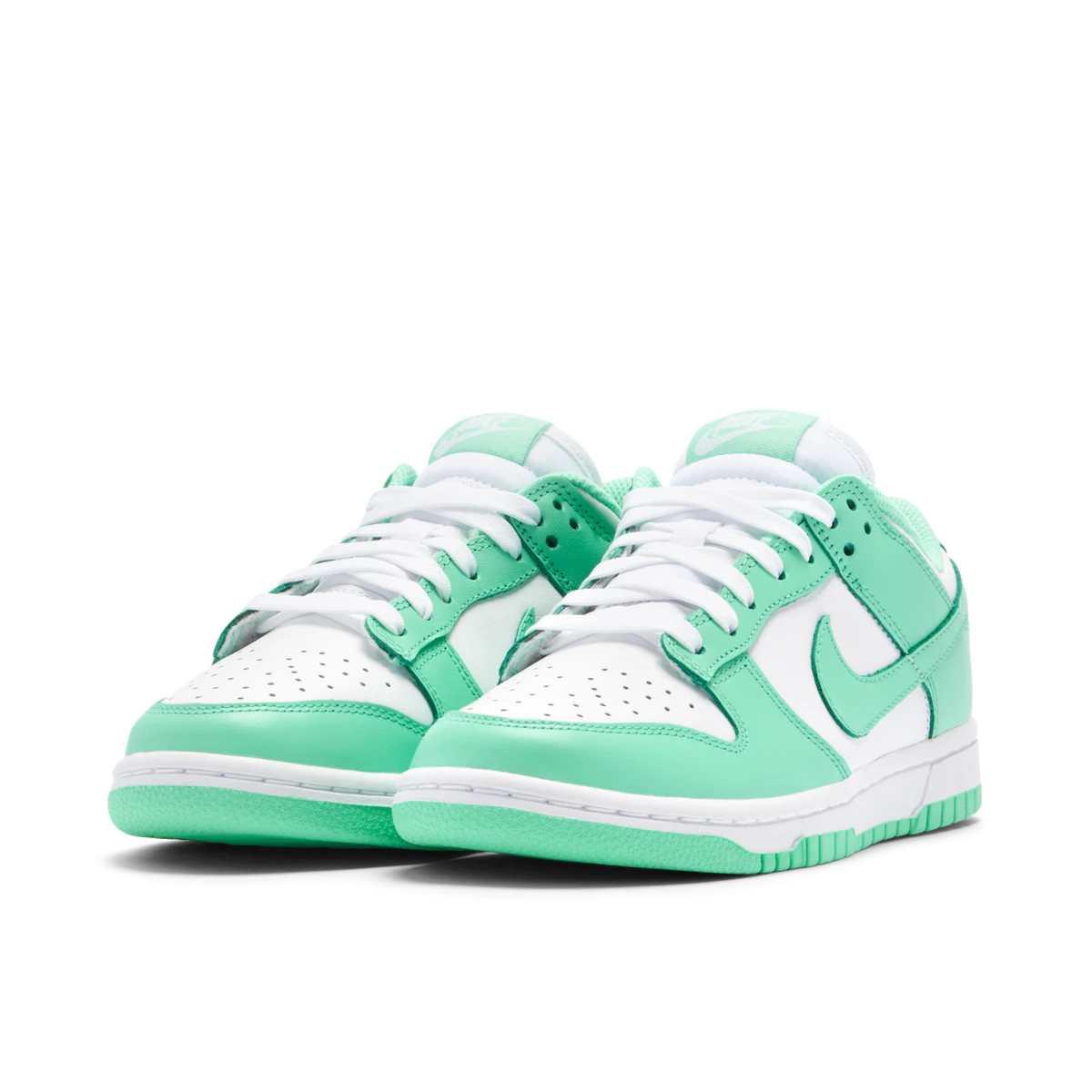 Nike Dunk Low Green Glow (W)