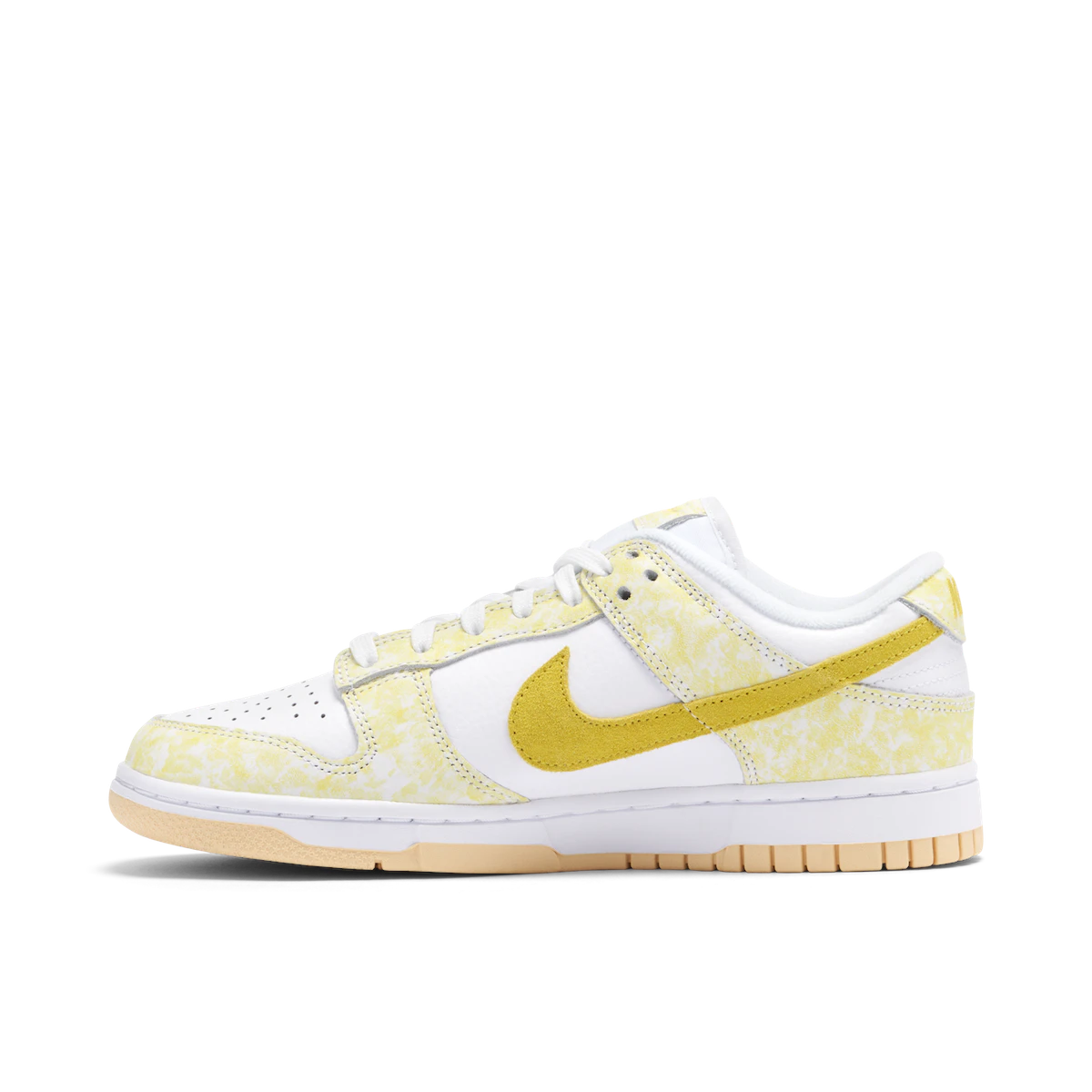 Nike Dunk Low Strike Yellow (W)