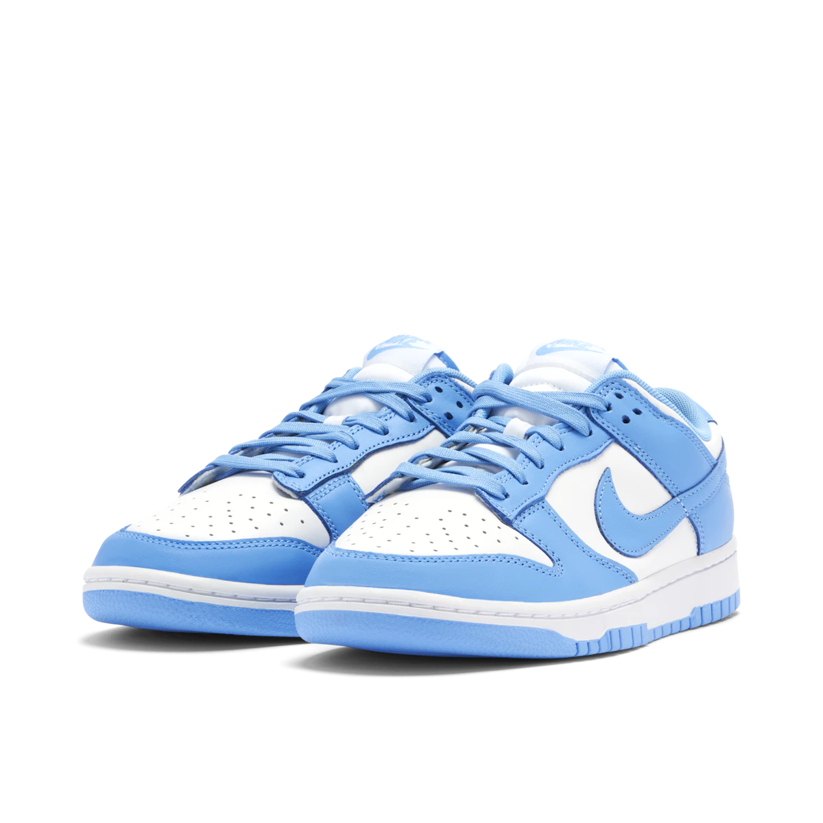 Nike Dunk Low UNC (2021)