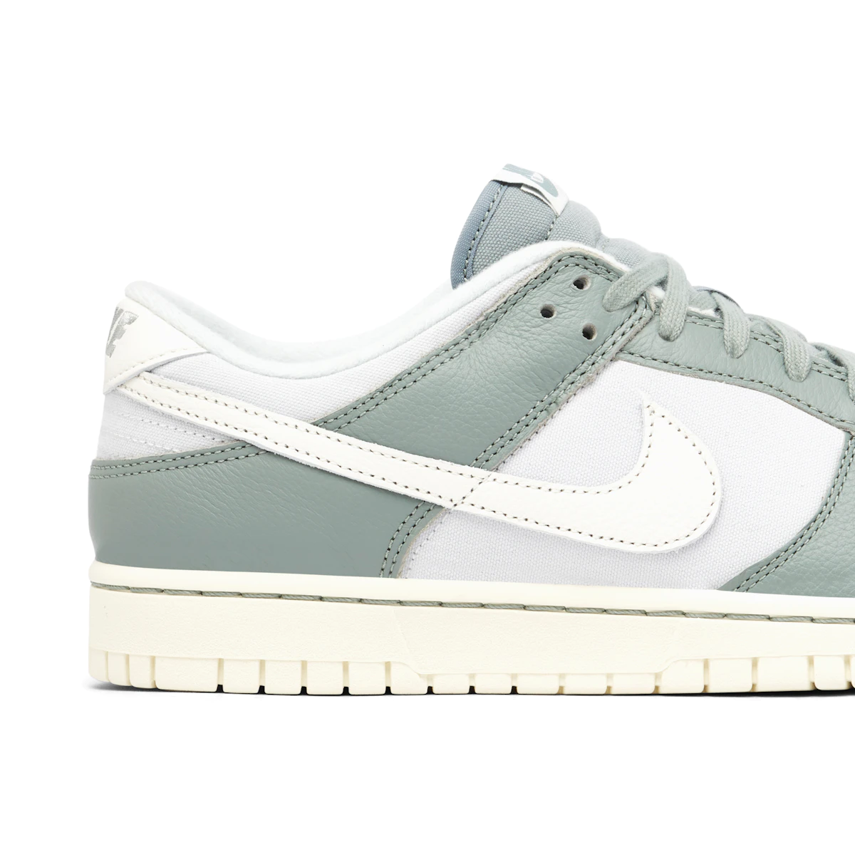 Nike Dunk Low Mica Green